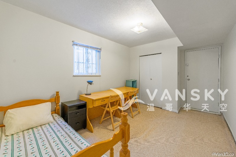 250720192905_room 3.jpg